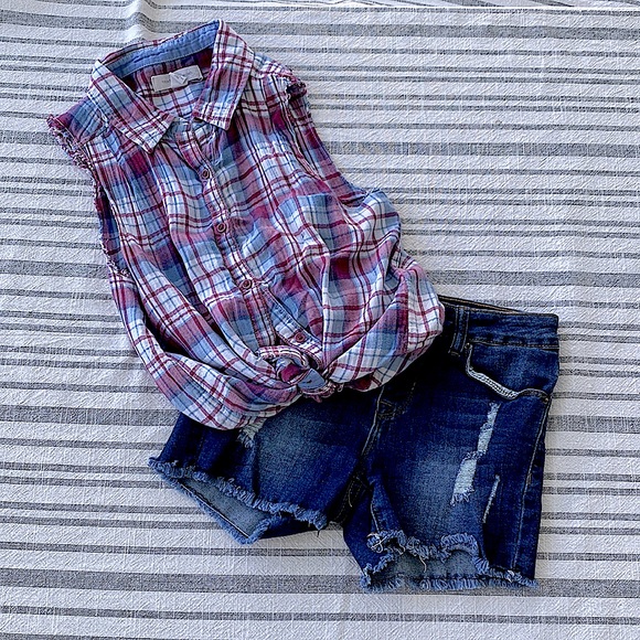 Treasure & Bond Other - Treasure & Bond Plaid Sleeveless Button Up Shirt Girls 12